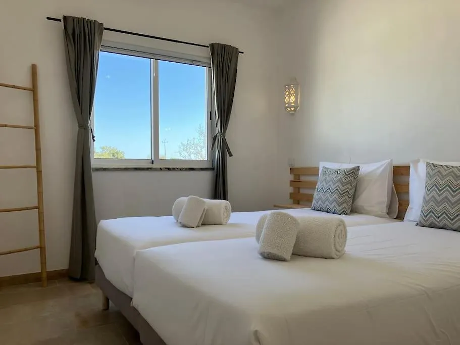Casa Da Vida Doce - Pool, Garten, Ruhig, Naehe Meer & Stadt, Geeignet Fuer Sommer Und Winter Lagoa